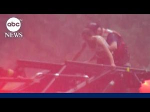 Read more about the article New video shows dramatic Milwaukee water rescue