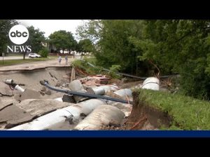 Read more about the article Dangerous flash flood threat as torrential rains hit Midwest