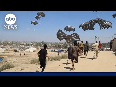 You are currently viewing Gaza airdrops cause at least two Palestinian deaths