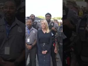 Read more about the article Pam Bondi thanks agents fighting DC crime #shorts #foxnews #news #us #fox #usnews #pambondi #usnews