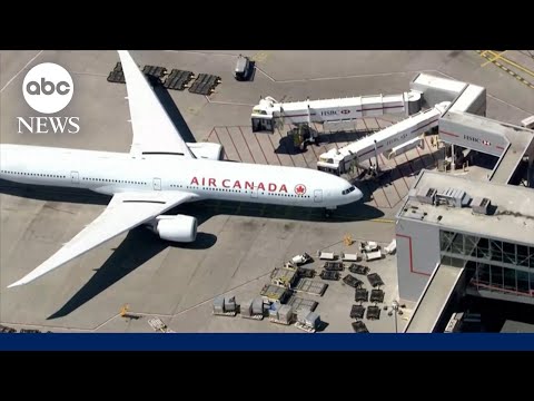 You are currently viewing 10,000 Air Canada flight attendants go on strike
