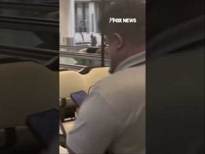 Read more about the article WATCH: Man hijacks airport golf cart, drives it on moving walkway #shorts #usa #airport #viral #ny