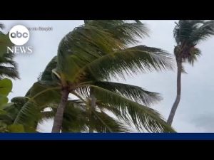 Read more about the article Hurricane Erin restrengthens into Category 4 storm