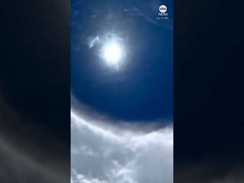 You are currently viewing Air Force plane flies through eye of Hurricane Erin