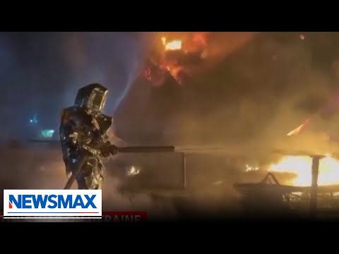You are currently viewing Russia continues strikes on Ukraine despite talk of Putin-Zelenskyy meeting | Wake Up America