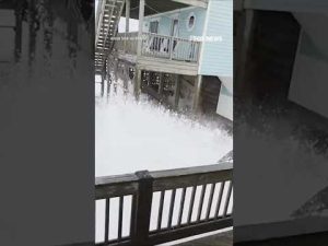 Read more about the article Hurricane Erin SLAMS homes in North Carolina #shorts #foxnews #news #us #fox #weather #ocean #waves