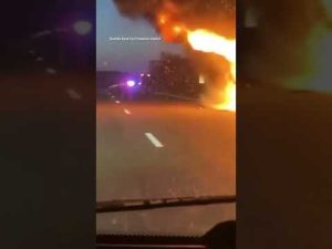 Read more about the article WELL DONE: Firefighters douse blaze from truck carrying 40,000 pounds of ribeye steaks #shorts