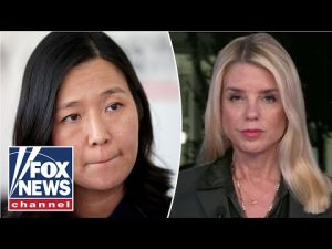 Read more about the article ‘BETTER LOOK OUT’: Pam Bondi firmly warns sanctuary-pushing government officials
