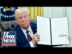 Read more about the article WATCH LIVE: Trump signs executive order to ban no-cash bail