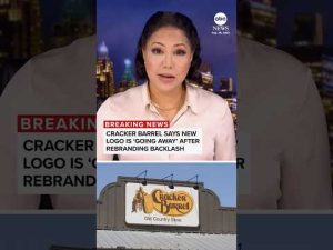 Read more about the article Cracker Barrel says it will go back to old logo amid redesign backlash