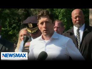 Read more about the article Mayor Jacob Frey: Don’t just say this is about thoughts and prayers right now