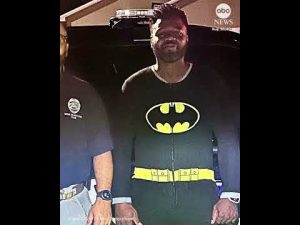 Read more about the article Florida man in Batman pajamas busts burglary suspect