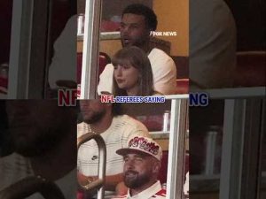 Read more about the article JD Vance WARNS NFL referees after Swift–Kelce engagement #shorts #taylorswift #traviskelce #nfl #us