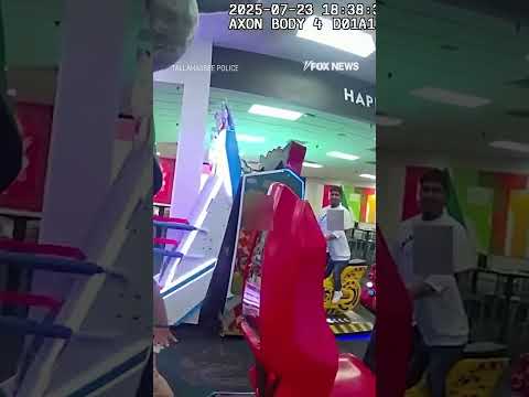You are currently viewing CHUCK E. ‘BUSTED’: A Florida man in a Chuck E. Cheese costume was cuffed mid-shift #shorts #viral