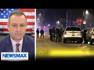Read more about the article Former DHS Senior Advisor: Places like Chicago are not doing the ‘right thing’ to keep people safe
