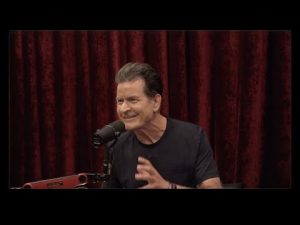 Read more about the article Joe Rogan Experience #2378 – Charlie Sheen