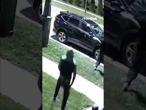 Read more about the article WATCH: Home invasion caught on camera #shorts #usa #us #news #crime #viral #canada #new #police