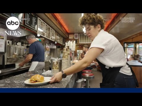 You are currently viewing How these American diners are fighting for survival
