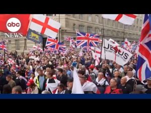 Read more about the article Massive crowds and clashes in London