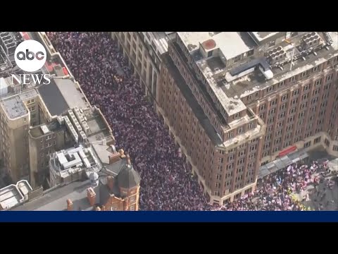 You are currently viewing UK lawmakers react to anti-immigration rally in London