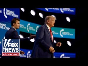 Read more about the article WATCH LIVE: Trump heads to Arizona for Charlie Kirk’s memorial