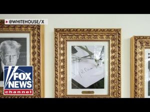 Read more about the article Trump replaces Biden’s portrait with photo of autopen signature