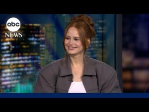 Read more about the article Madelaine Petsch talks executive producing horror film
