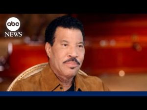 Read more about the article Singer Lionel Richie reveals life lessons included in his new memoir ‘Truly’