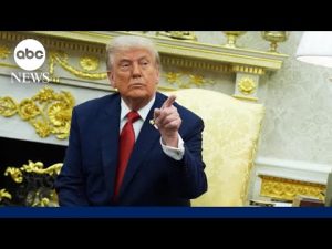 Read more about the article Trump warns “there will be others” after indictment of ex-FBI Director James Comey