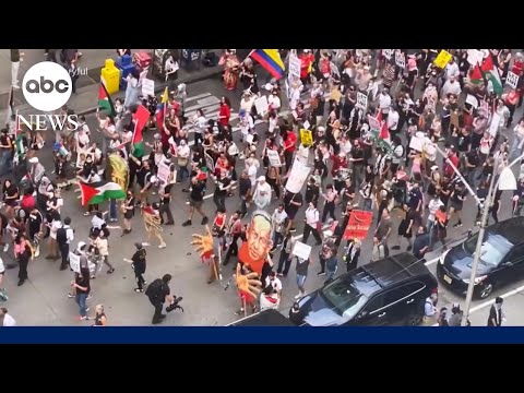 You are currently viewing Dozens of delegates walkout as Israeli Prime Minister Benjamin Netanyahu addresses UN