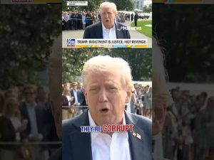 Read more about the article Trump predicts more indicments will follow Comey: ‘They’re corrupt’ #shorts