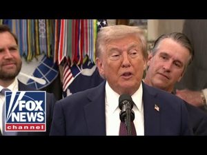 Read more about the article NEW: Trump asked about viral rumors that he died