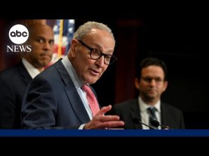 Read more about the article Trump to meet with Democrats as government shutdown looms