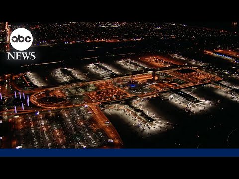 You are currently viewing Pilot forced to slam on brakes to avoid collision with cargo jet on runway