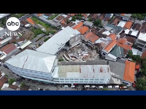 You are currently viewing Dozens of students trapped after school collapses in Indonesia, officials say