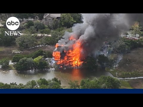 Read more about the article Fire destroys South Carolina judge’s waterfront home, injures 3