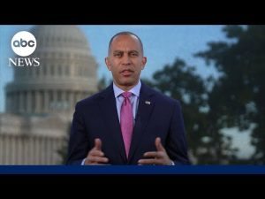 Read more about the article House Minority Leader Hakeem Jeffries talks government shutdown