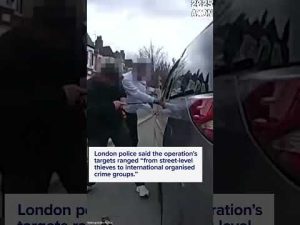 Read more about the article London police dismantle phone theft gang in largest-ever operation against cellphone crime
