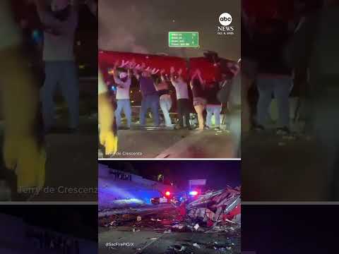 Read more about the article Bystanders help lift helicopter after crash on Sacramento highway