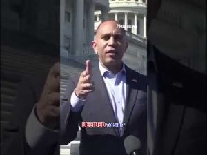 Read more about the article Hakeem Jeffries: These people are not serious about reopening the government #shorts #us #politics