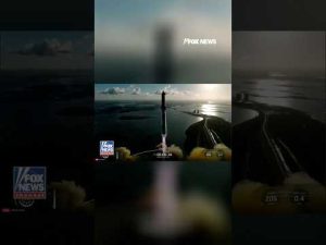 Read more about the article LIFT OFF: SpaceX launches the 11th test flight of Starship #shorts #spacex #rocketlaunch