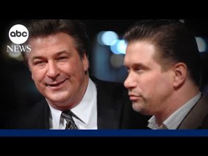 Read more about the article Alec and Stephen Baldwin’s car crashes into tree in East Hampton