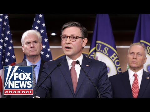 You are currently viewing Speaker Johnson addresses Capitol Hill as shutdown standoff deepens