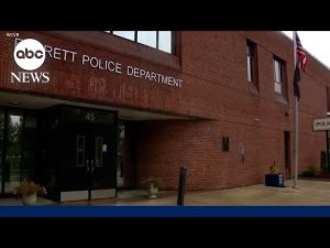 Read more about the article Massachusetts community demands release of 13-year-old from ICE custody