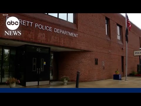 You are currently viewing Massachusetts community demands release of 13-year-old from ICE custody