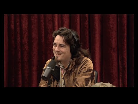 Read more about the article Joe Rogan Experience #2394 – Palmer Luckey
