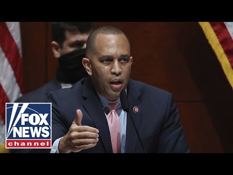 You are currently viewing Democratic Leader Jeffries holds press conference on government shutdown