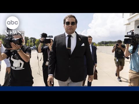 You are currently viewing Trump commutes George Santos’ prison sentence