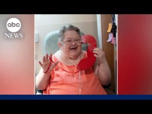 Read more about the article Seniors launch life advice line — thousands of calls come in
