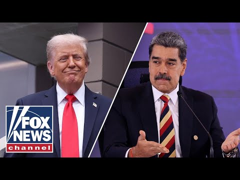 You are currently viewing SEE IT: American B-52 bombers near Venezuela in show of force